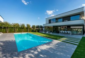 HDBPools