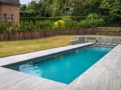 Ziwa Pool Inventieve stapstenen banen weg naar tuin